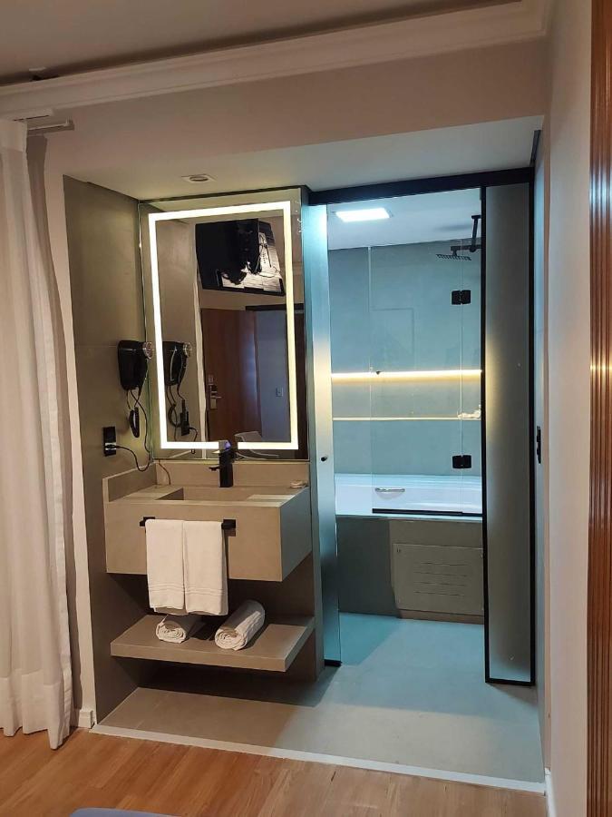 Deluxe Suite Spa Bath,1420609977:JPEG